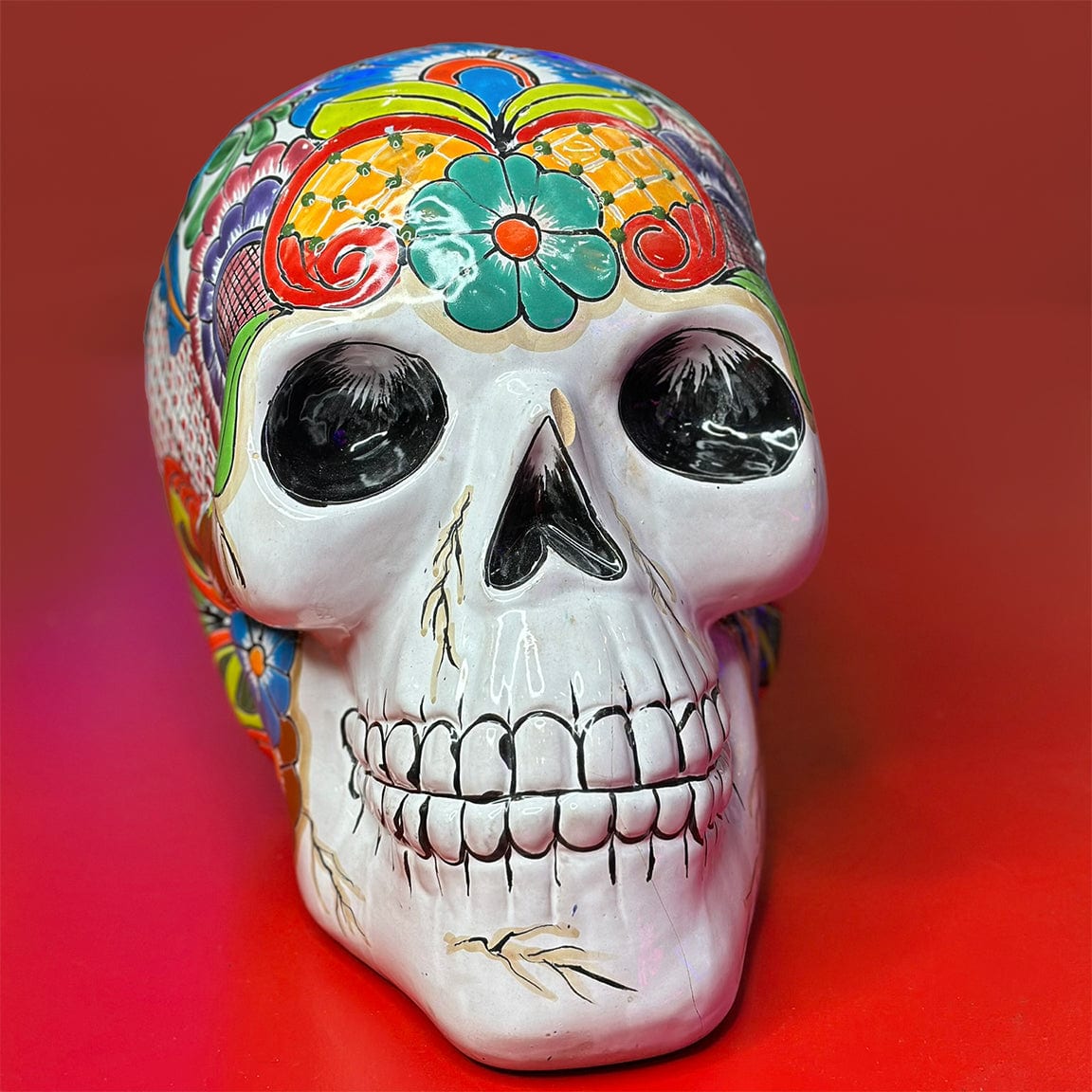 "Día de los Muertos" by Francisco Uhmay - Hand-Painted Skull Sculpture (35 cm)
